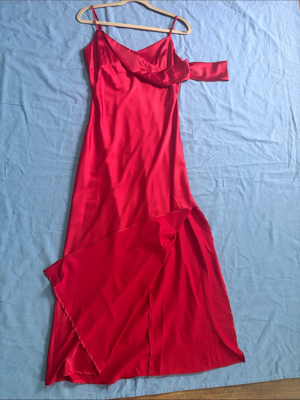One-Shoulder Red Satin Evening Dress
